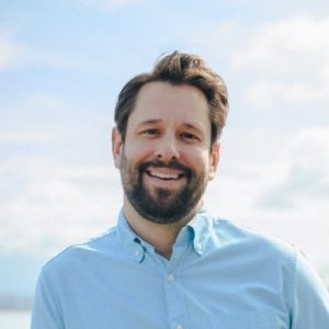 Top Founders to Follow on Twitter Greg Gun