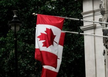 Opinion: Is it Easier to Do Business Outside Canada Than Inside?