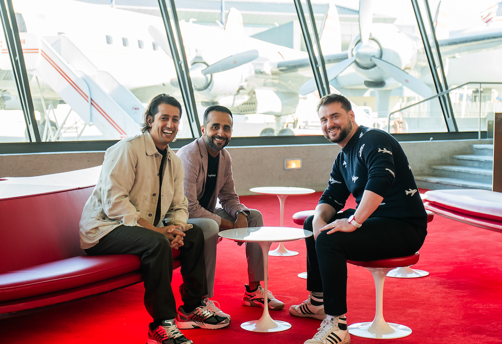 Top Travelling Companies to Watch