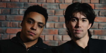 Minitap-founders-Nicolas-Dehandschoewercker-and-Luc-Mahoux-Nakamura